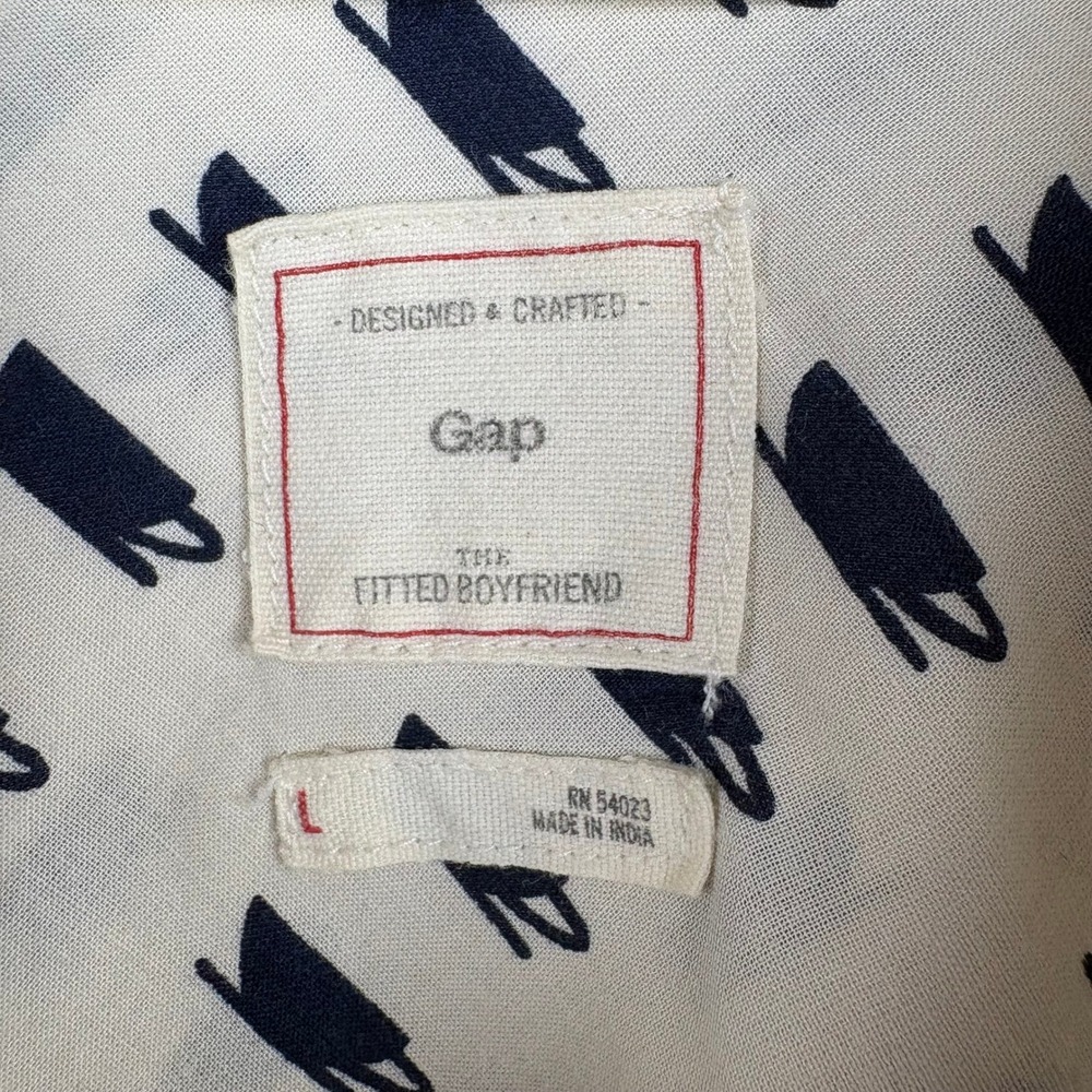 Gap Fitted Boyfriend Cup Print Button Down Shirt White Navy Preppy Cottagecore - Picture 2 of 8